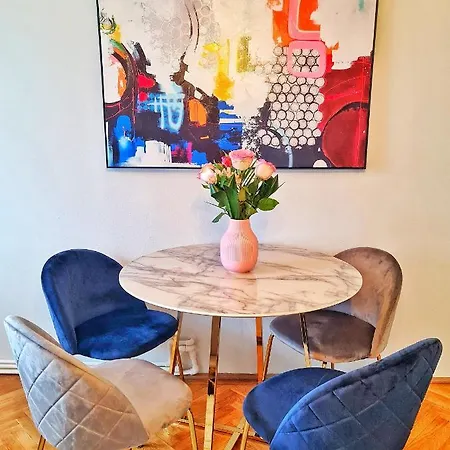 Arc De Triomphe Blissboutique Bukurešť